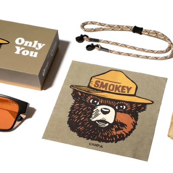 Camp Cliff Sunglasses, Smokey Bear Edition - Picture 4 of 7